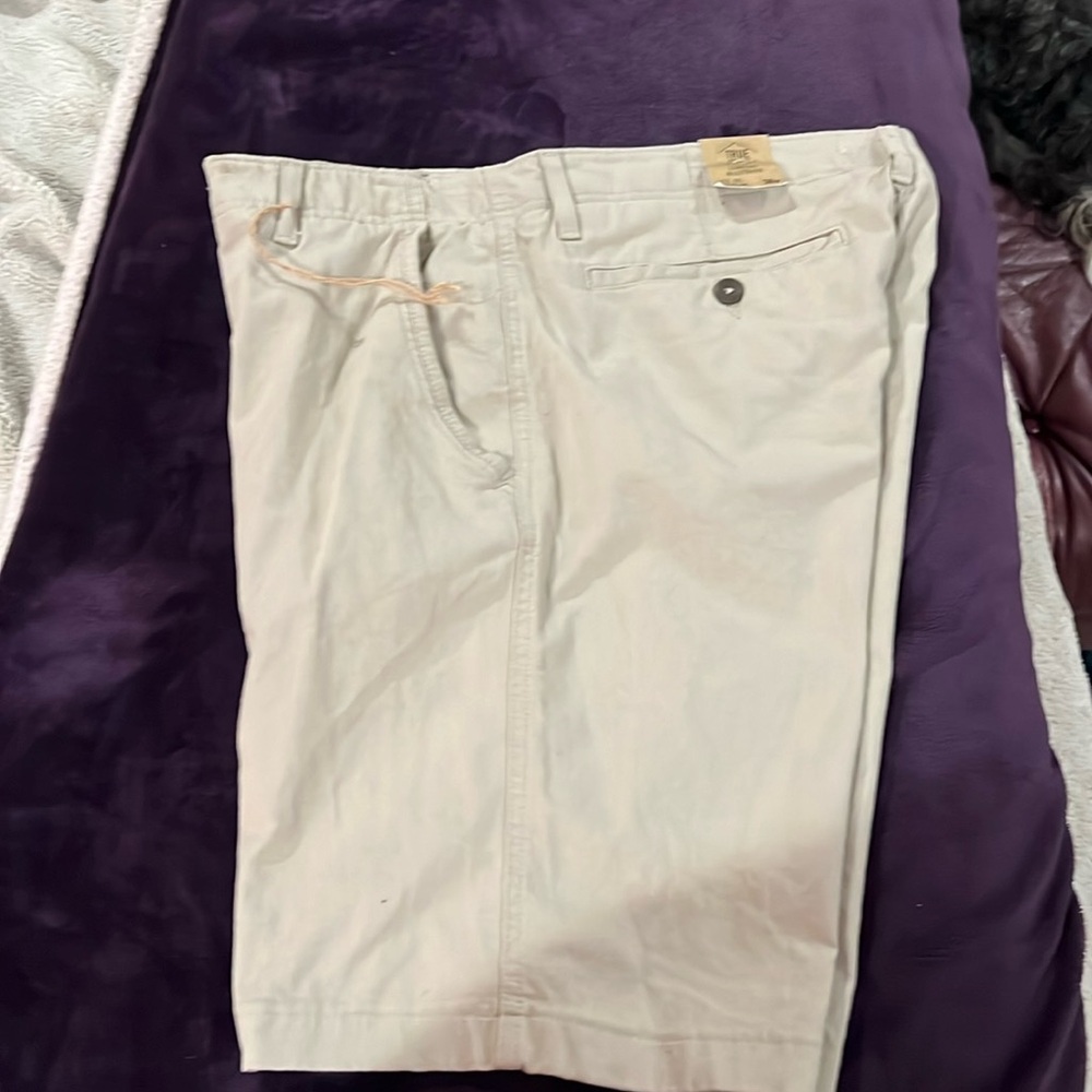 True craft comfort waistband 36W 11” inseam khaki dress short